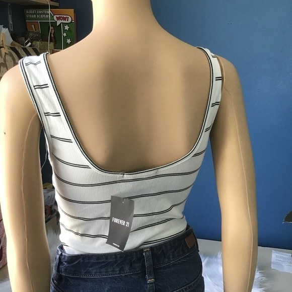 Fourever 21 Knit Bodysuit Ivory/Black/Red NWT Size M - Picture 6 of 7